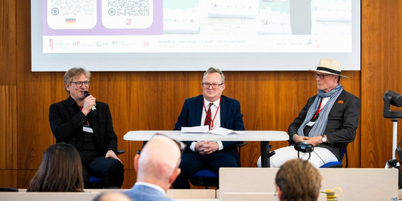 Ludwig Graf Westarp participating in a panel at the Vietnam Conference 2026 in Berlin